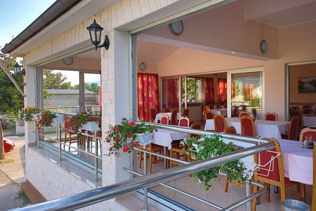Guest Accommodation Slapovi Krke Lozovac Eksteriør bilde
